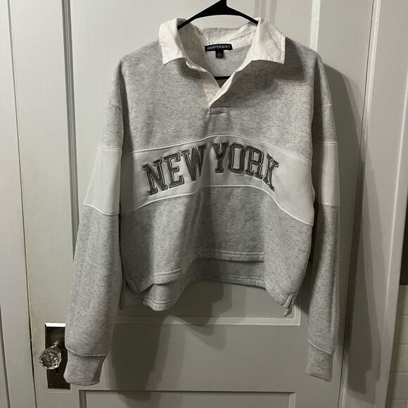 Gray New York Sweatshirt - Picture 1 of 3
